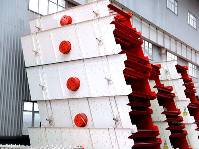 礦用振動篩生產(chǎn)車間實(shí)圖